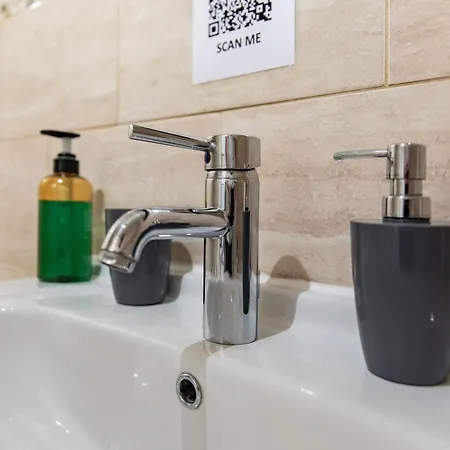 2br In The Heart Of Centre Апартаменти Лідс