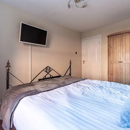 2br In The Heart Of Centre